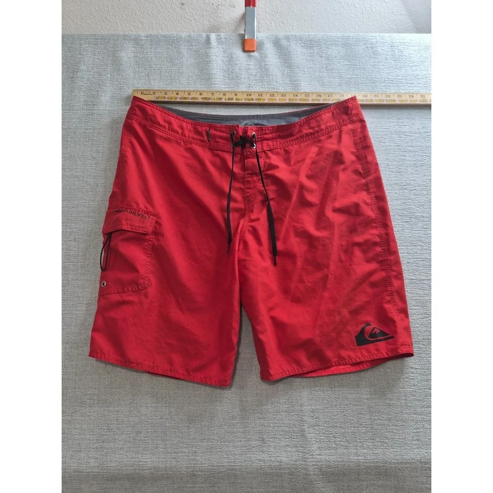 Quiksilver Board Shorts Mens 37 Red Logo Standard Fit Cargo Pocket Swim Wear